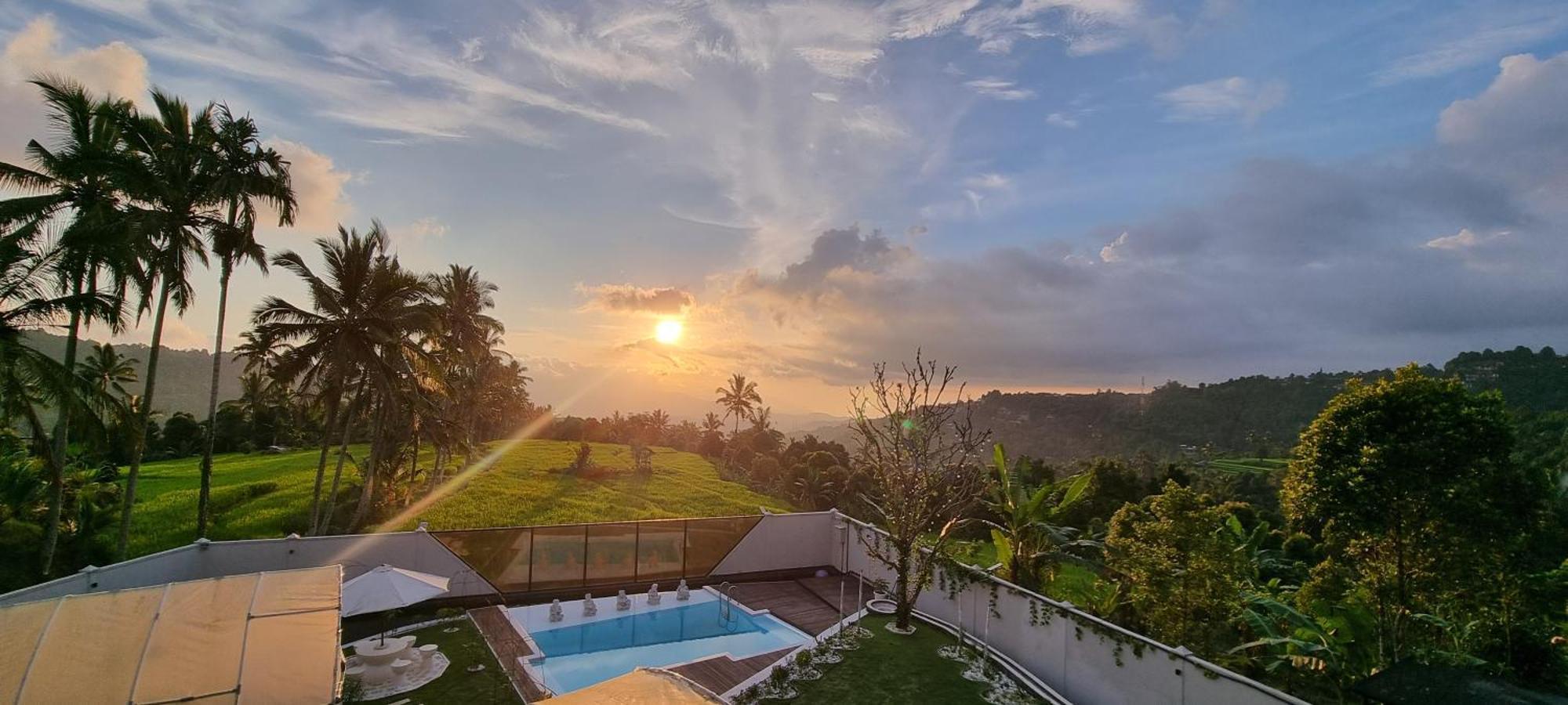 Utopiaku - Munduk Highlands Villa Bagian luar foto