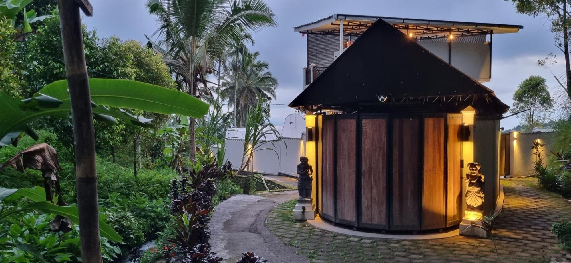 Utopiaku - Munduk Highlands Villa Bagian luar foto