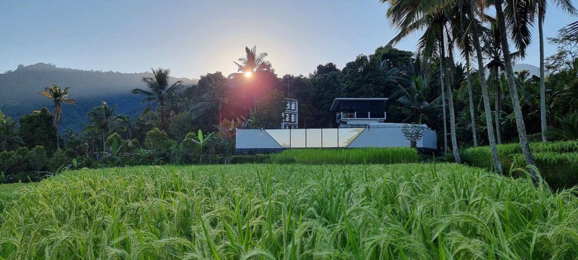Utopiaku - Munduk Highlands Villa Bagian luar foto